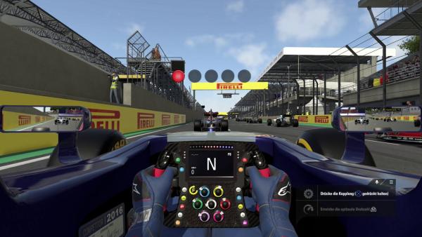 Screenshot: Cockpit Perspektive beim Formel 1 Rennen