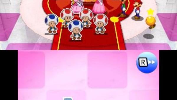 Screenshot: Peach, Paper Peach, Mario und Luigi reden miteinander in einem rosa Raum.