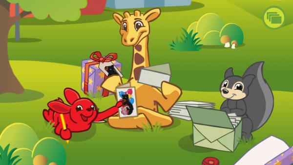 Screenshot: Ein roter Hase, eine Giraffe und ein Eichhörnchen erstellen Einladungen für die Bärenfeier.